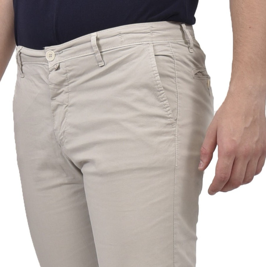 Pantalone cotone estivo in gabardina elasticizzata VP, colore beige chiaro