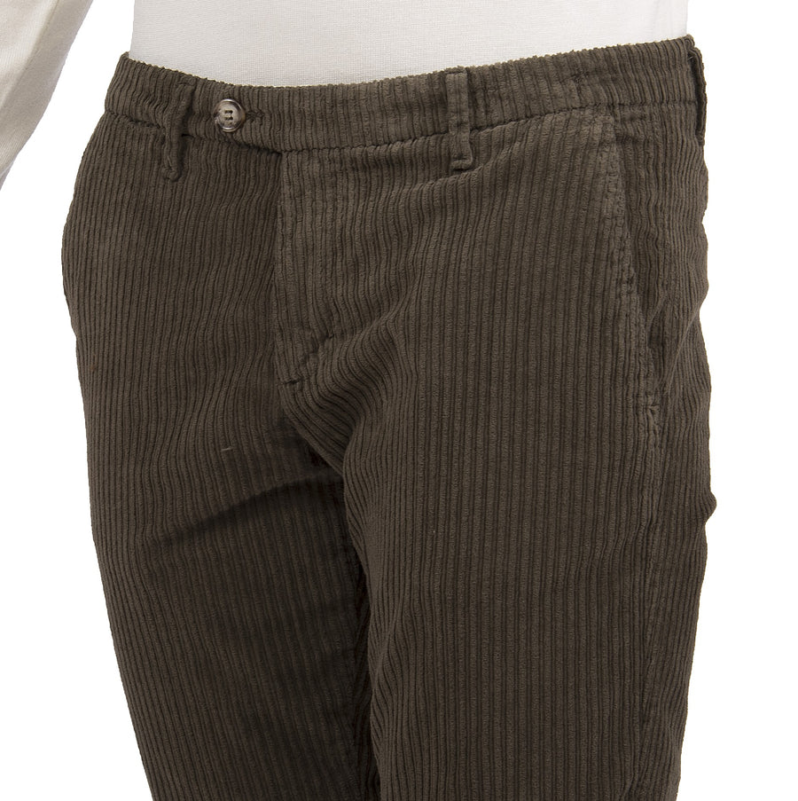 Pantalone in velluto rocciatore VP, slim elasticizzato, colore verde