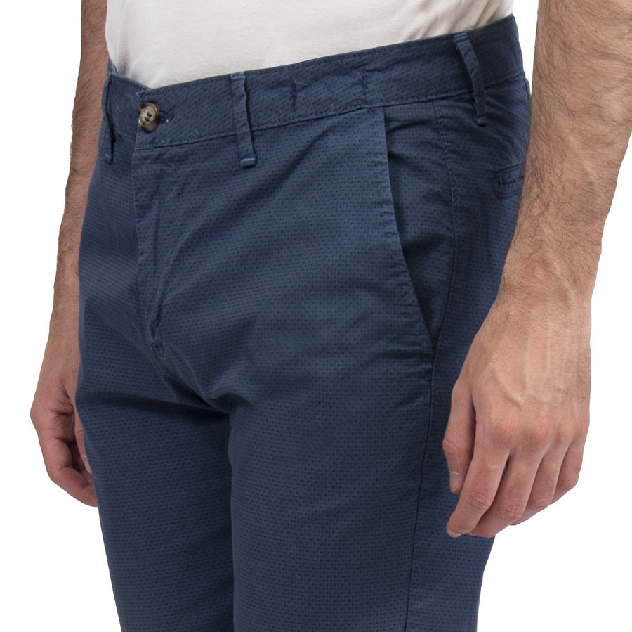 Pantalone cotone estivo elasticizzato VP, microfantasia blu e marrone su fondo azzurro