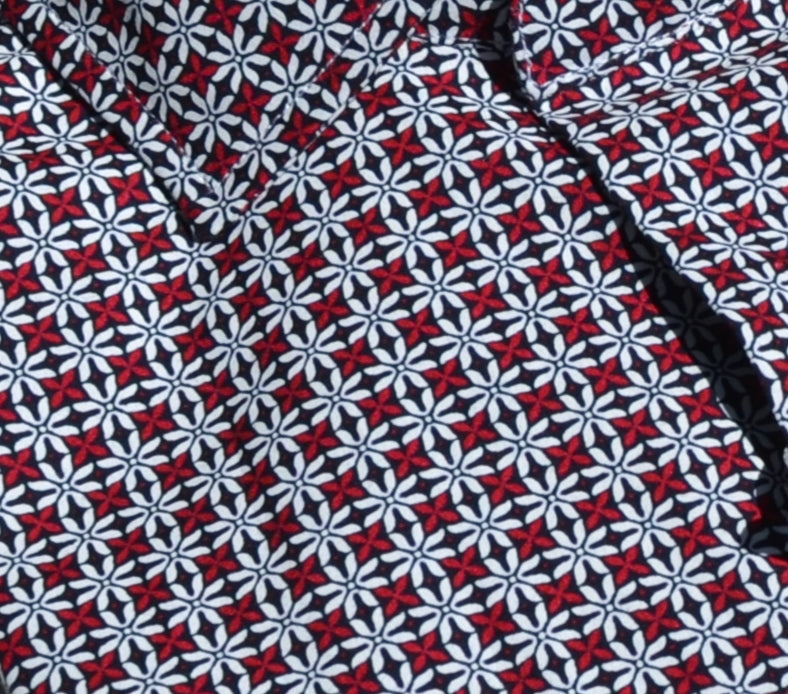 Camicia microfantasia bianca/rossa su base nera VP in Cotone